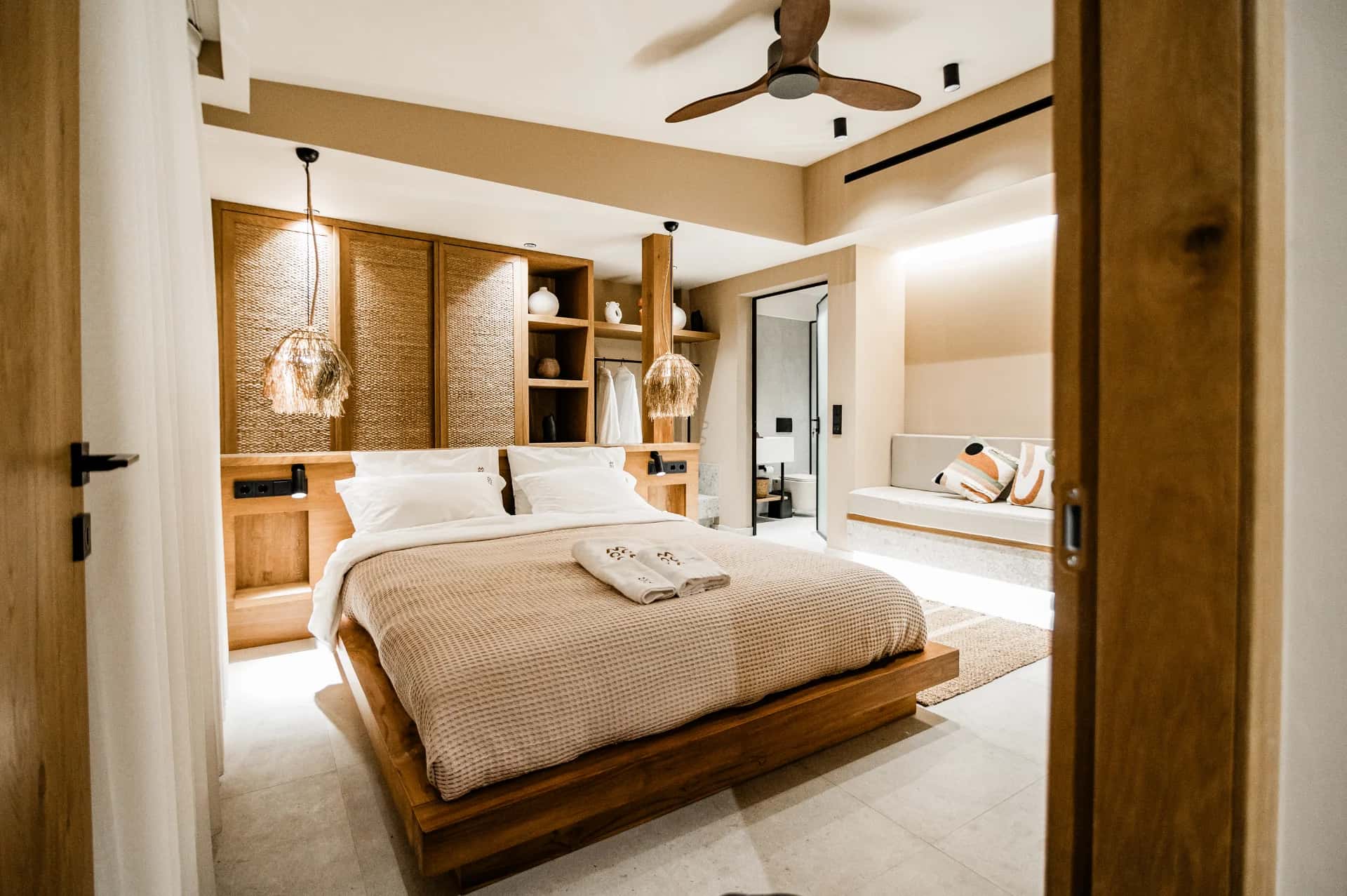 Home page carousel image slide 11