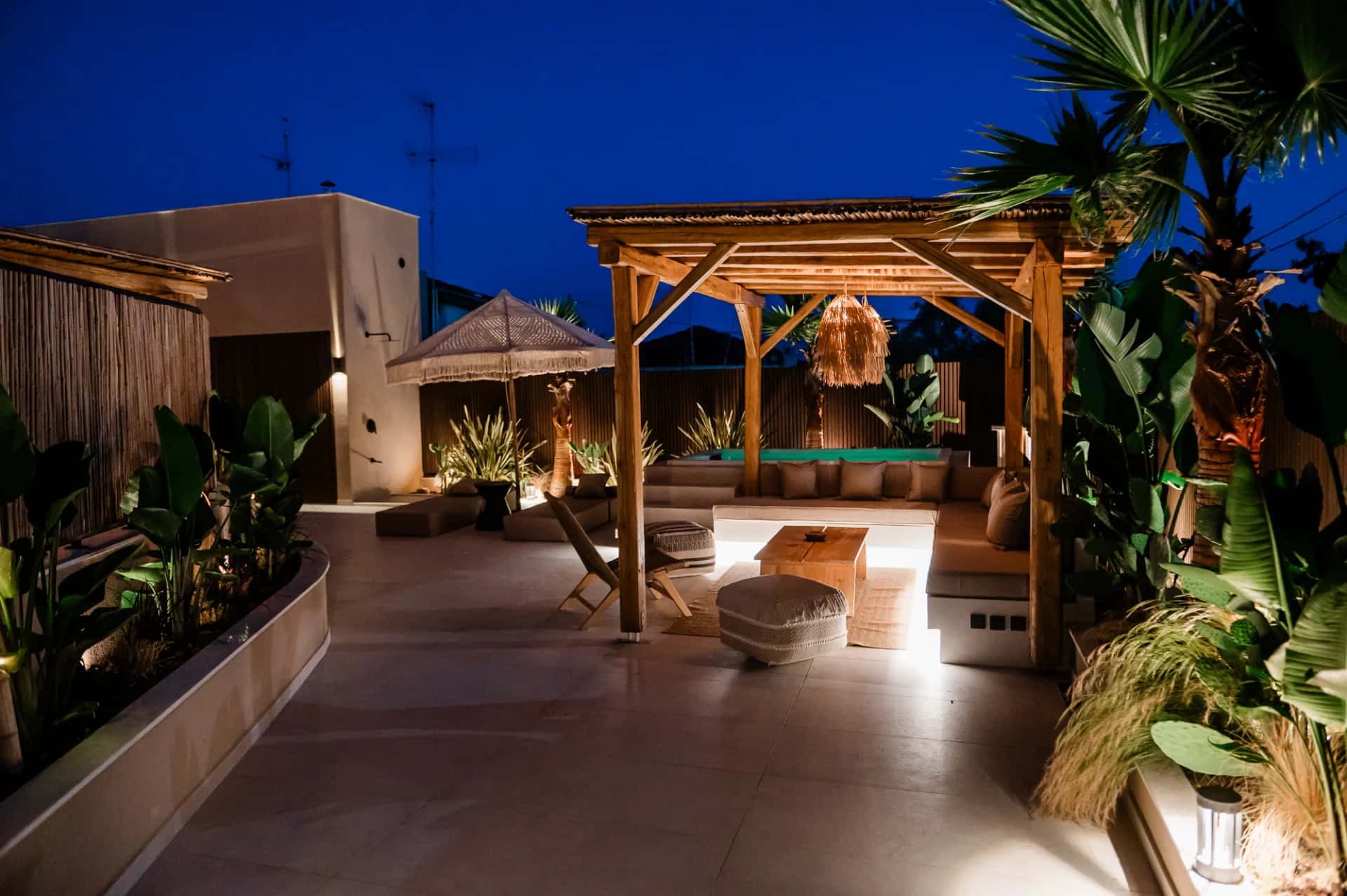 dimitra page carousel image 19