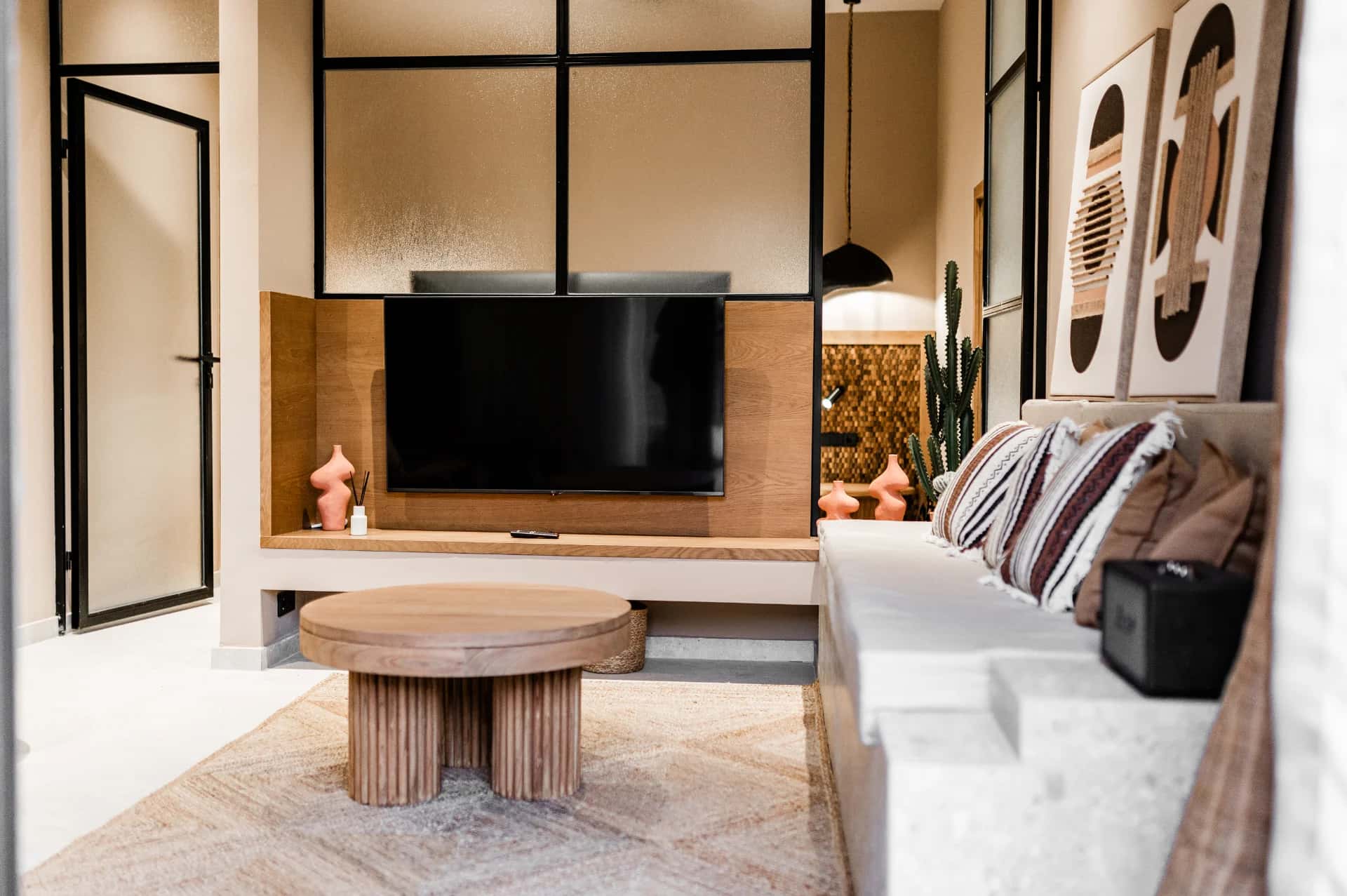 dimitra page carousel image 3